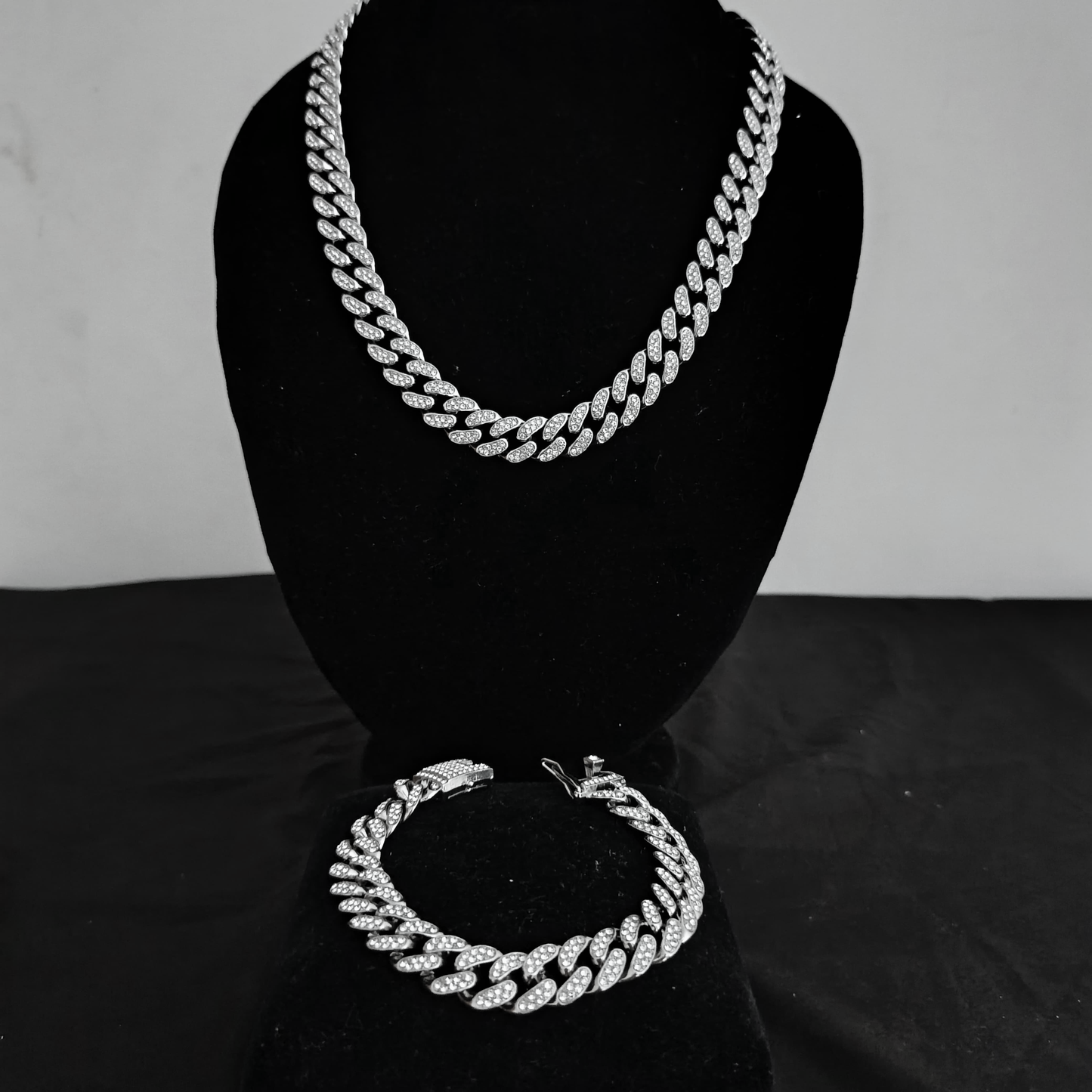 Cuban Necklace With Bracelet Set (Zircon Diamonds)